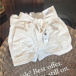 White/Cream Express High Rise Shorts. Tags still on. Size: 4